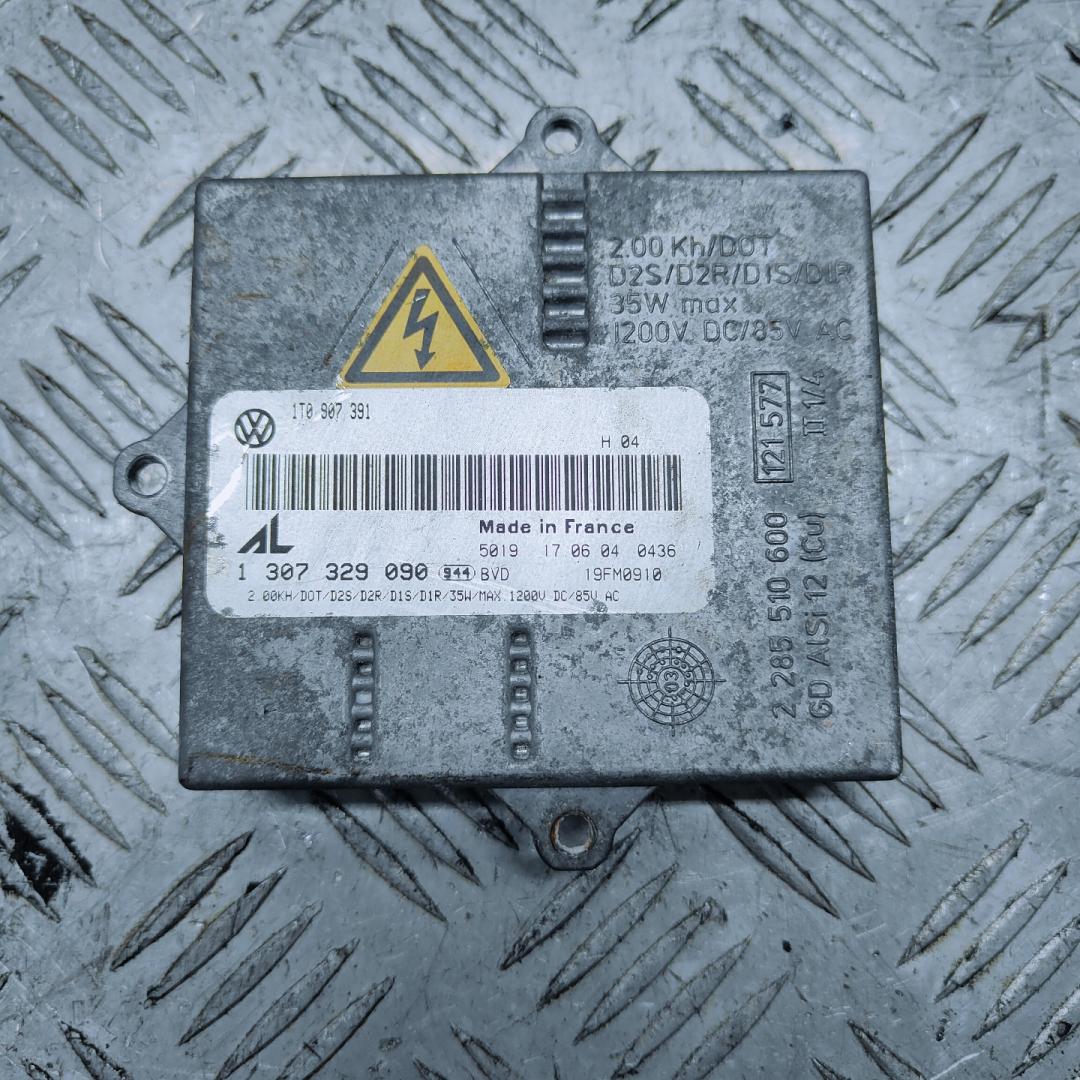 блок розжига ксенона Volkswagen Golf 5 поколение 2005, 1T0907391 - фото №1