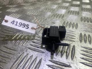 электромагнитный клапан Audi A4 B5 1998, 1.6 л., бензин, хетчбэк 5 дв., 037906283A