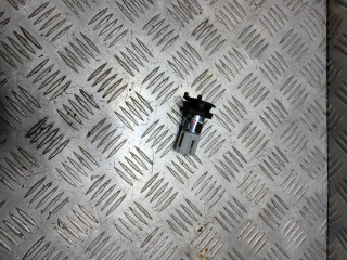 прикуриватель Audi Q7 4L 2006, 3.0 л., TDi, BUG, дизель, АКПП, бежево-серый, внедорожник 5 дв., полный привод, правый руль, 8E0919309