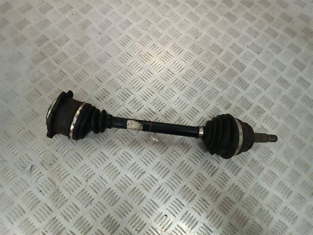 полуось передняя левая (приводной вал, ШРУС) Volkswagen Golf 3 поколение 1995, 2.0 л., i, бензин, МКПП, 1H0407417 - фото №1