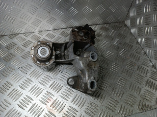 кронштейн двигателя Volkswagen Passat B5 1997, 1.6 л., i, МКПП, 4B0199352A