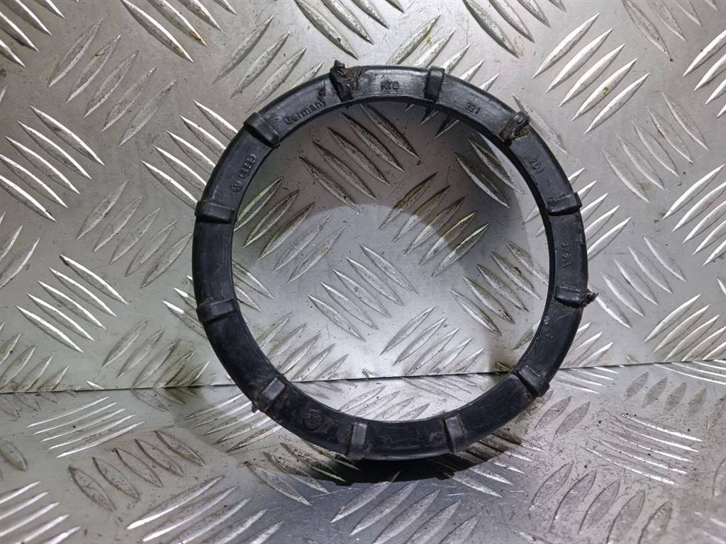 гайка топливного насоса Audi A4 B6 2002, 321201375A - фото №1