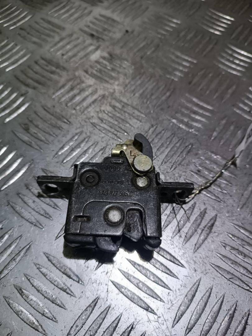замок багажника Audi A6 4A/C4 1995, универсал, 4A9827505C - фото №1