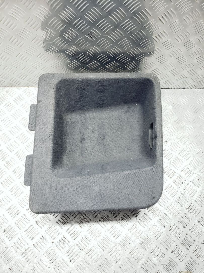 обшивка багажника Audi A6 4F/C6 2006, 2.4 л., i, BDW, бензин, вариатор, чёрный, седан, передний привод, правый руль - фото №1