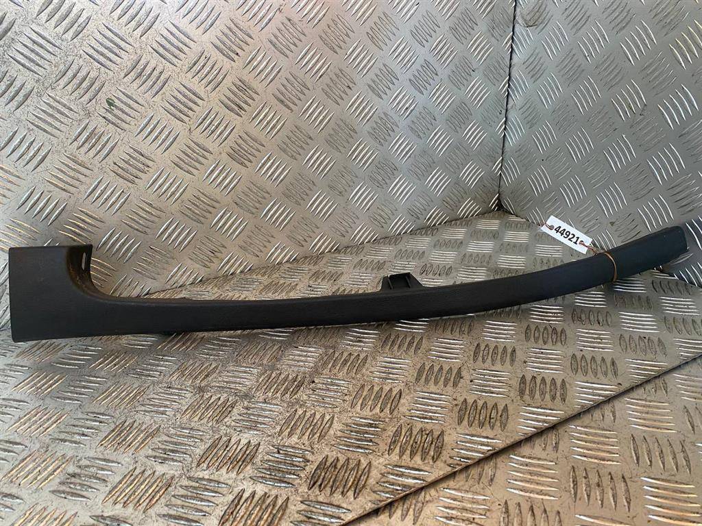 обшивка стойки Volkswagen Passat B6 2007, 2.0 л., TDi, BMR, дизель, 6МКПП, чёрный, седан, передний привод, правый руль, 3C5867765 - фото №1