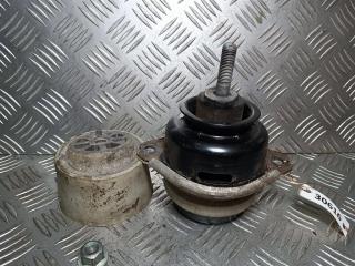 подушка крепления двигателя Volkswagen Touareg 1 поколение 2003, 5.0 л., TDi, дизель, АКПП, 7L6199131