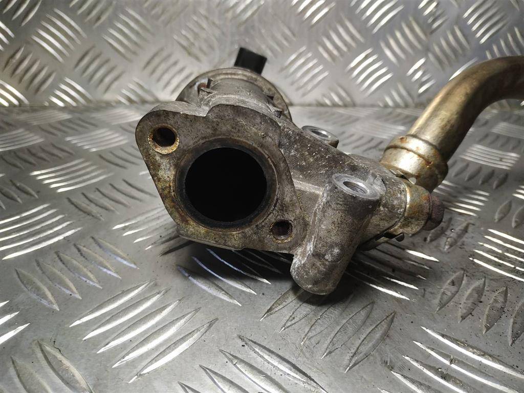 клапан EGR Hyundai i10 1 поколение 2007, 1.1 л., CRDi, дизель, 28410-2A120 - фото №1