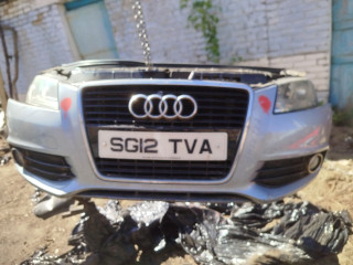 передняя часть (ноускат) Audi A3 8P [2-й рестайлинг] 2013, дизель, серебристый, правый руль