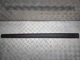 накладка на порог Audi A6 4F/C6 2006, 2.4 л., i, BDW, бензин, вариатор, чёрный, седан, передний привод, правый руль, 4F0853374B