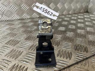 петля двери Audi A4 B5 1996, 8D0833402