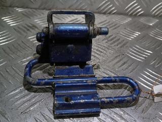 петля двери Volkswagen Passat B5 1998, 3B4833412B