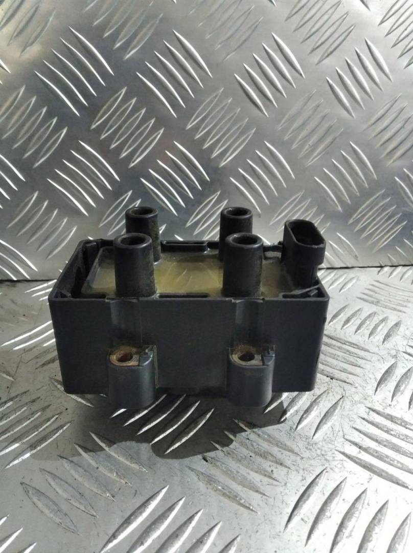 катушка зажигания Renault Twingo 1 поколение 1997, 1.2 л., i, бензин, 7700274008 - фото №1