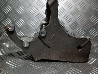 кронштейн (крепление) Audi A8 D3/4E 2004, 4.2 л., i, бензин, 077260885N