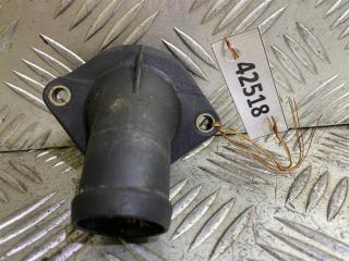 фланец (тройник) системы охлаждения Audi 100 4A/C4 1993, 2.0 л., i, бензин, универсал, 048121121B