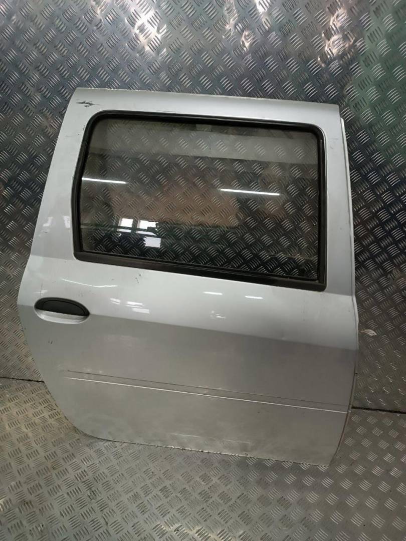 дверь задняя правая Renault Logan 1 поколение 2008, универсал - фото №1