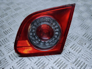 фонарь крышки багажника правый Volkswagen Passat B6 2009, 2.0 л., TDi, CBAA, дизель, 6МКПП, серебристый, седан, передний привод, правый руль, 3C5945094F