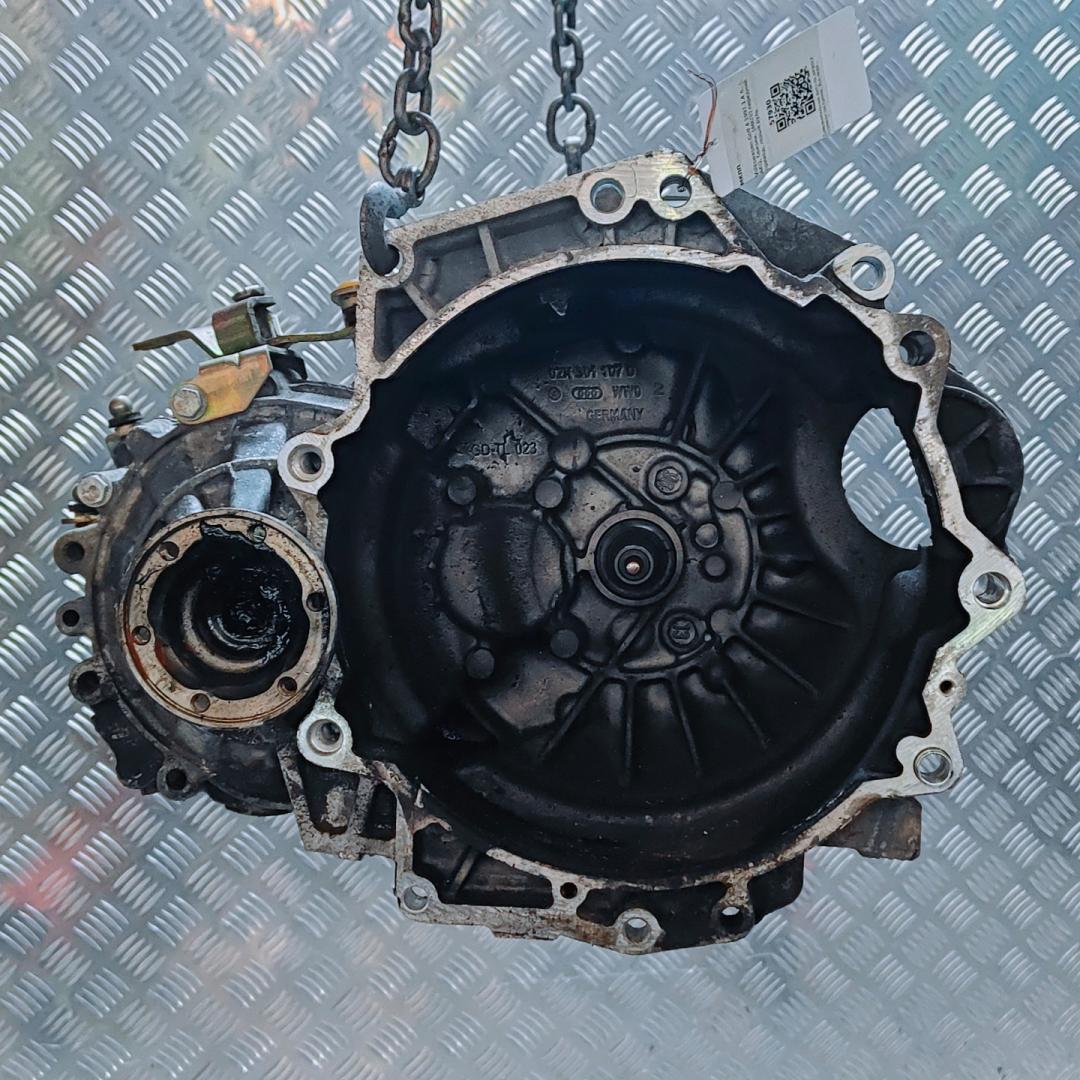 КПП механическая (МКПП) Volkswagen Golf 4 поколение 1997, 1.4 л., i, AKQ, бензин, 5МКПП, передний привод, DUU, DUW, DSB - фото №1