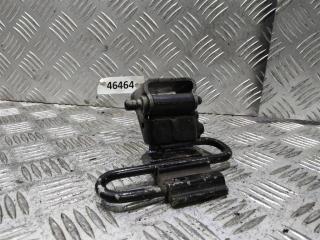 петля двери Audi A6 4B/C5 1999, 4B0833411E