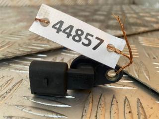 датчик коленвала Volkswagen Golf 4 поколение 2000, 1.4 л., i, бензин, 036907601D
