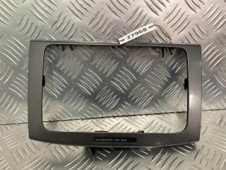 рамка под магнитолу Volkswagen Passat B6 2009, 3C0858069AE