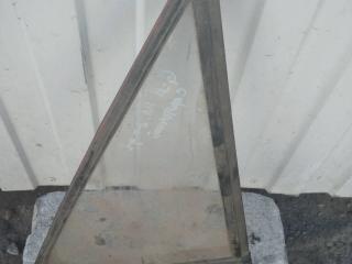 стекло двери передней левой Volkswagen Golf 2 поколение 1990, mono, бензин, МКПП, купе