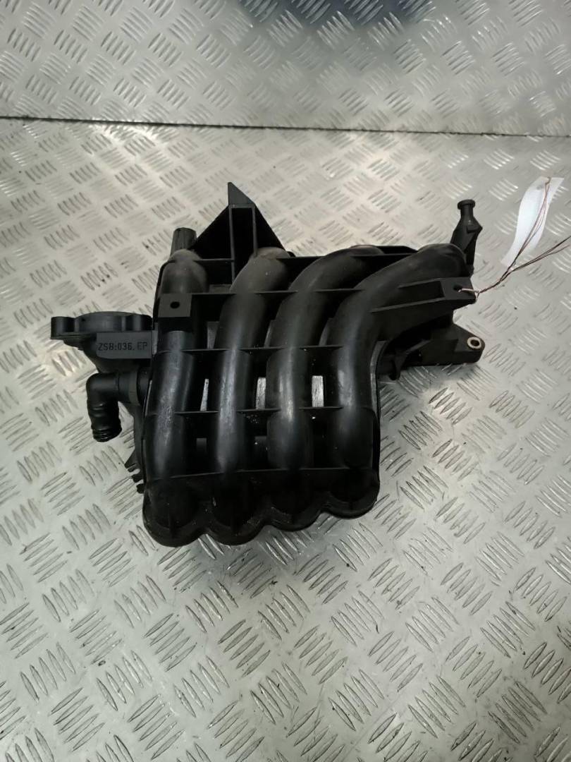 коллектор впускной Volkswagen Golf 4 поколение 2002, 1.4 л., i, бензин, 036129711DR - фото №1