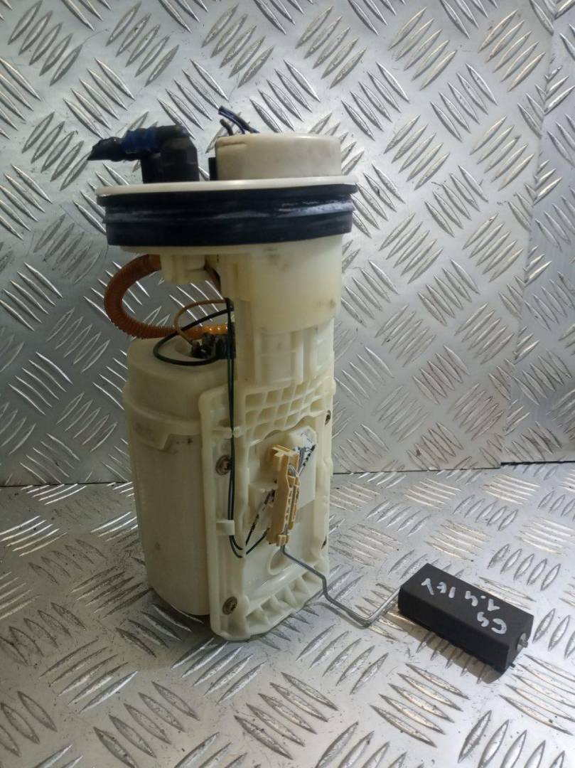 насос топливный Volkswagen Golf 4 поколение 1998, 1.4 л., i, бензин, 1J0919051D - фото №1