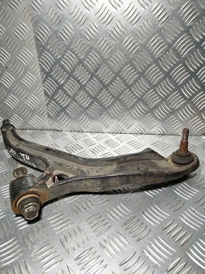 рычаг передний левый Chrysler Grand Voyager 4 поколение 2002, 3.3 л., i, бензин, МКПП - фото №1