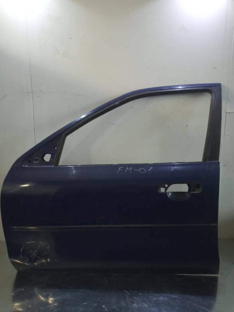 дверь передняя левая Ford Mondeo 2 поколение 1999 - фото №1