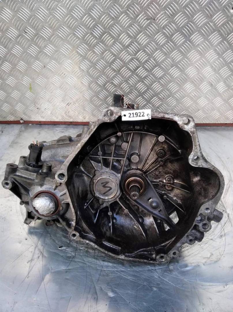 КПП механическая (МКПП) Chrysler PT Cruiser 1 поколение 2000, 2.0 л., i, бензин, 4668776AD - фото №1