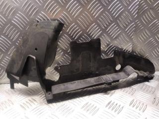 воздуховод (дефлектор) радиатора Audi A6 4F/C6 [рестайлинг] 2008, 3.2 л., FSI, бензин, АКПП, 4F0121283C