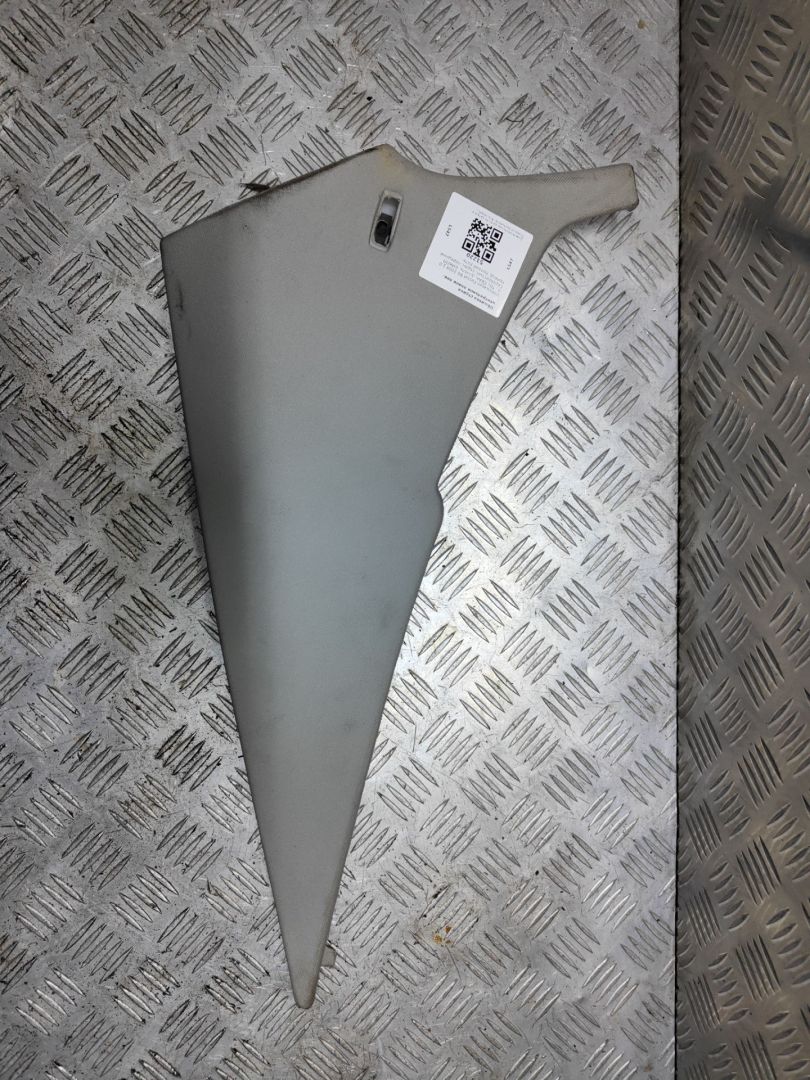 обшивка багажника Volkswagen Passat B6 2009, 2.0 л., TDi, CBAA, дизель, 6МКПП, серебристый, седан, передний привод, правый руль, 3C5867241 - фото №1