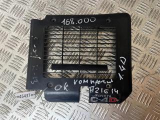 декоративная крышка двигателя Toyota Yaris P1 2002, 1.4 л., D-4D, дизель, 1794133010