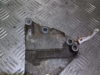 кронштейн компрессора кондиционера Opel Zafira 1 поколение (A) [рестайлинг] 2005, 1.8 л., i, бензин, 90529603