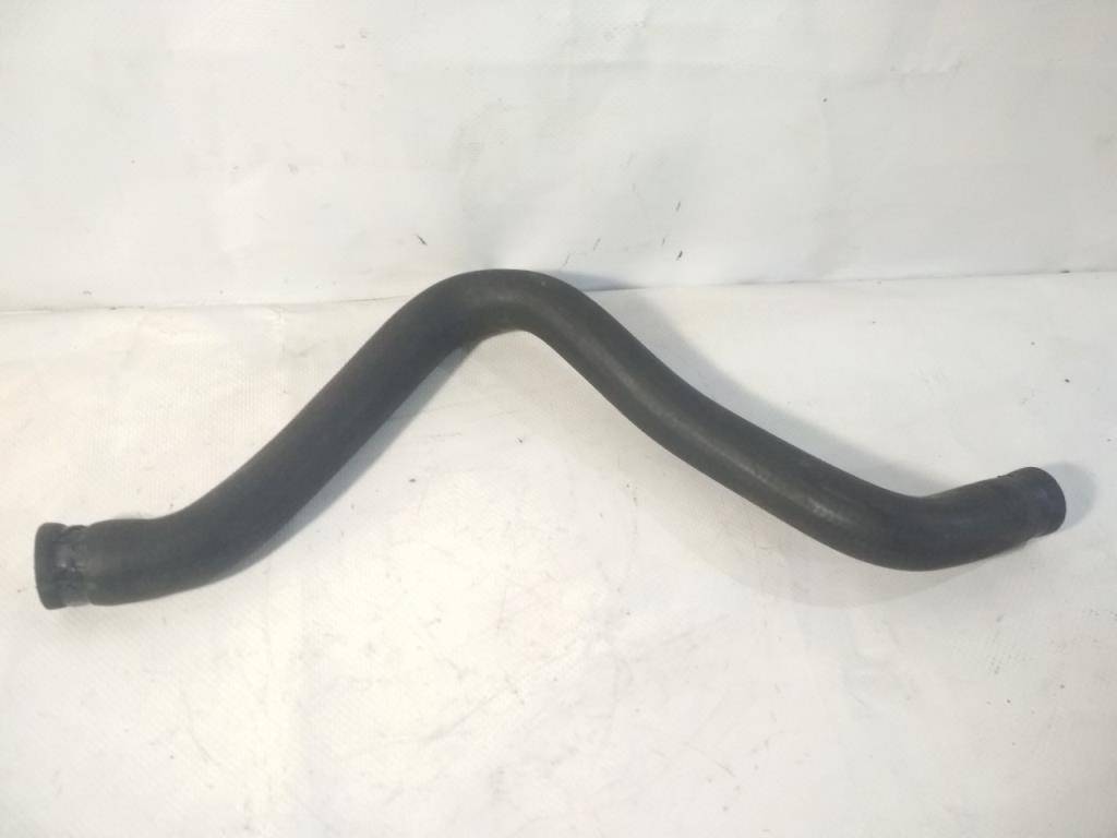 патрубок отопителя (печки) BMW 5 серия E39 1998, 2.8 л., 64218385294 - фото №1