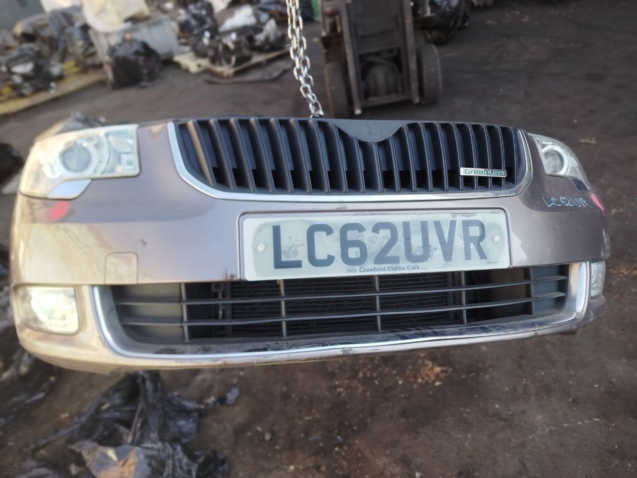 передняя часть (ноускат) Skoda Superb 2 поколение 2012, дизель, лиловый/фиолетовый, правый руль - фото №1