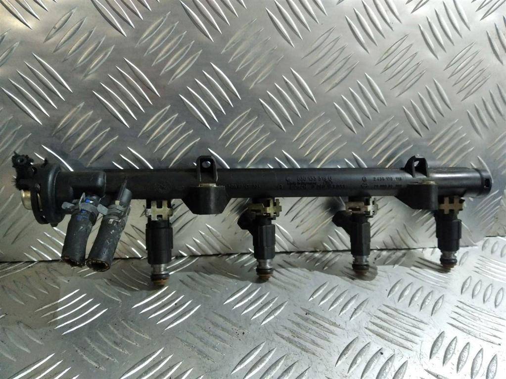 топливная рампа Volkswagen Golf 3 поколение 1996, 1.4 л., i, бензин, 030906031E, 0280155731, 030133319G, 0280151031 - фото №1