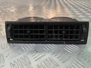 дефлектор обдува салона Volkswagen Golf 2 поколение 1989, 191819703