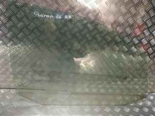 стекло двери передней правой Volkswagen Touran 1 поколение 2006