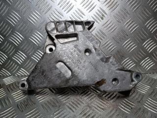 кронштейн двигателя Volkswagen Passat B6 2006, 2.0 л., TDi, дизель, 03G199207E