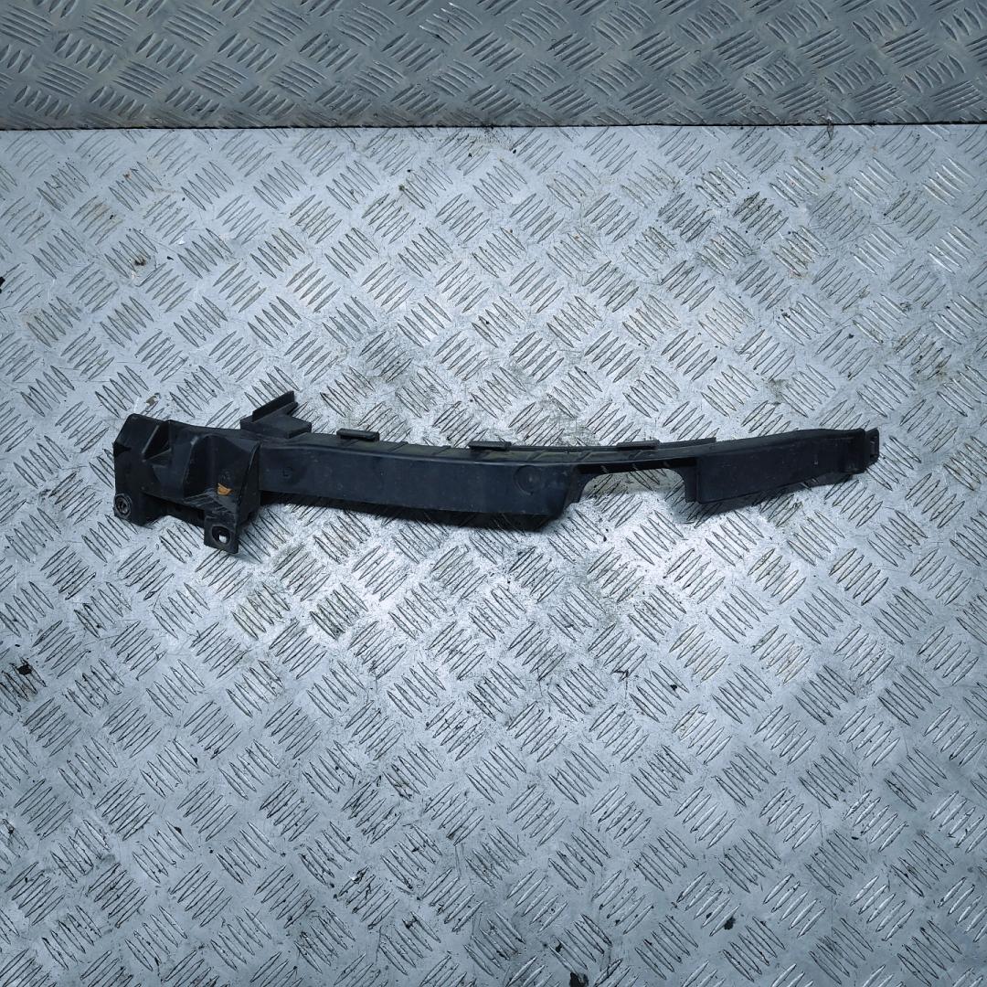 крепление бампера Opel Insignia 1 поколение (A) 2010, 2.0 л., CDTi, A 20 DTH, дизель, 5МКПП, красный, универсал, передний привод, правый руль, 13250570 - фото №1
