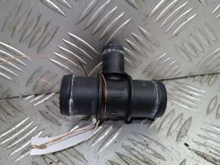 фланец (тройник) системы охлаждения Volkswagen Passat B6 2009, 2.0 л., TDi, дизель, N906929