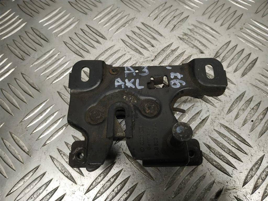 замок капота Audi A3 8L 1997, 8L0823509A - фото №1