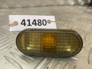 повторитель поворота на крыле Volkswagen Passat B5 1998, 3B0949117C