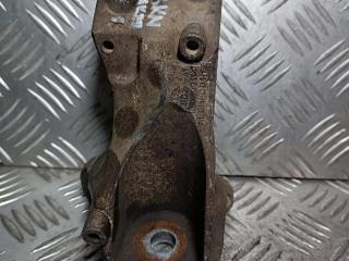 кронштейн КПП Audi A4 B7 2005, 3.0 л., TDi, дизель, АКПП, 8E0399114H