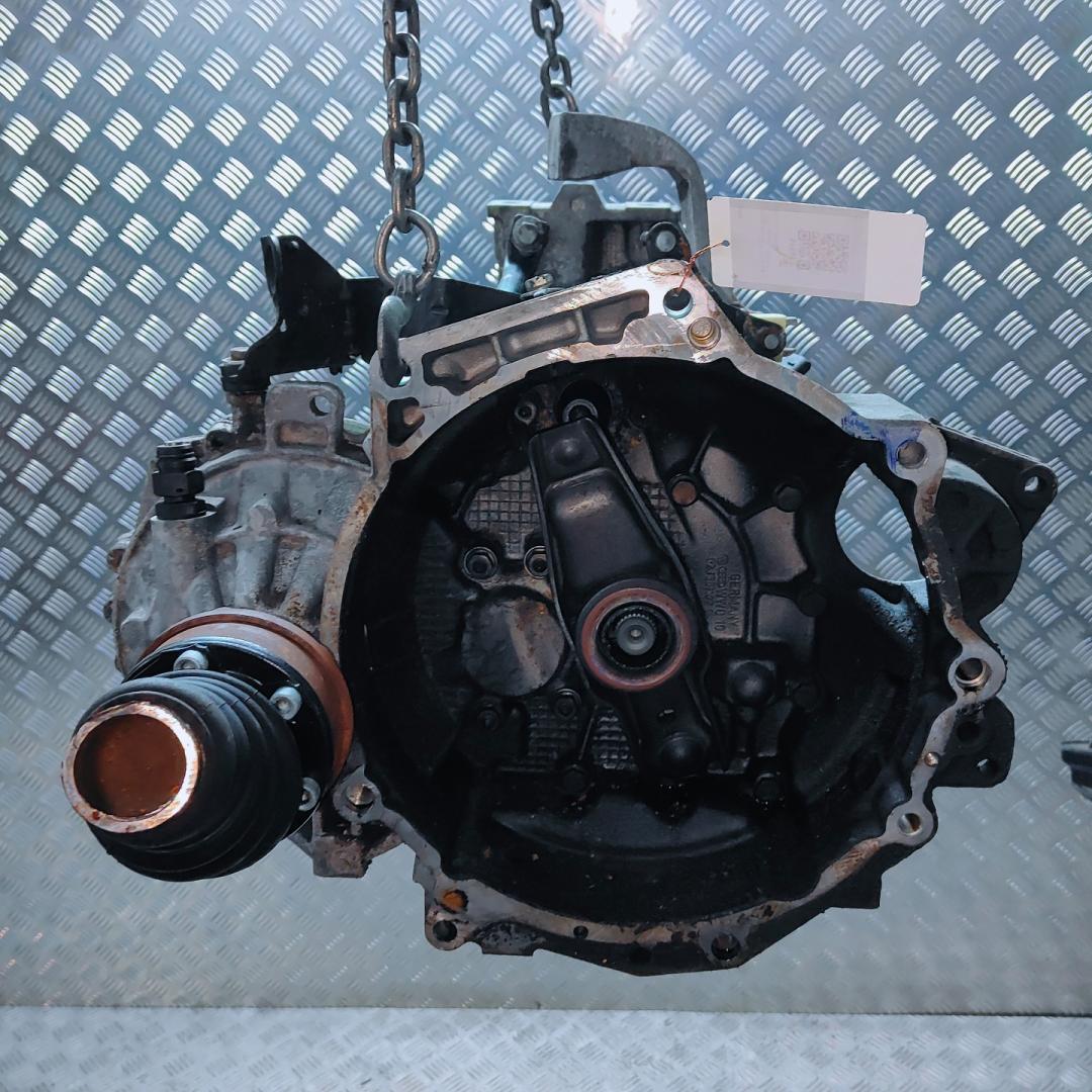 КПП механическая (МКПП) Volkswagen Golf 5 поколение 2004, 1.9 л., TDi, BXE, дизель, 5МКПП, передний привод, EUH - фото №1