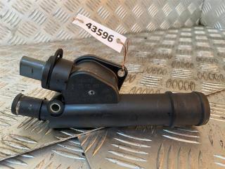 фланец (тройник) системы охлаждения Volkswagen Touran 1 поколение [рестайлинг] 2007, 2.0 л., TDi, дизель, 038121132G