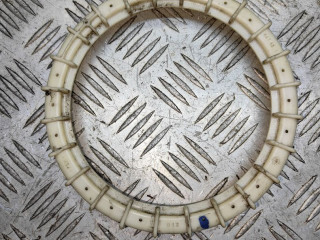 гайка топливного насоса Audi A6 4F/C6 2006, 2.4 л., i, BDW, бензин, вариатор, чёрный, седан, передний привод, правый руль