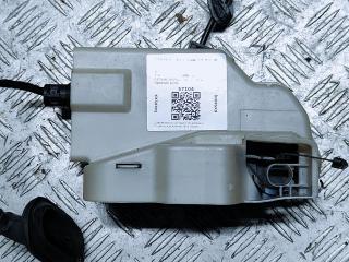 замок двери передней левой Volkswagen Touran 1 поколение [рестайлинг] 2008, 1.6 л., TDi, дизель, 6МКПП, серый, передний привод, правый руль, 3D2837015K