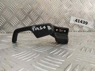 захватный крюк капота Volkswagen Passat B4 1994, 3A1823533